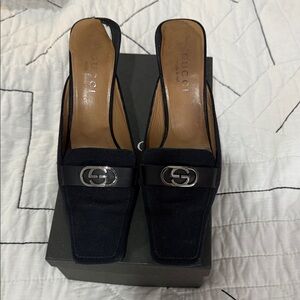 Gucci Women's Black canvas Mules